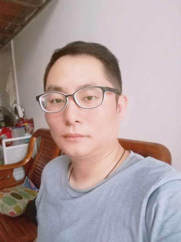 流星的尾巴的第一张照片--漳浦相亲网