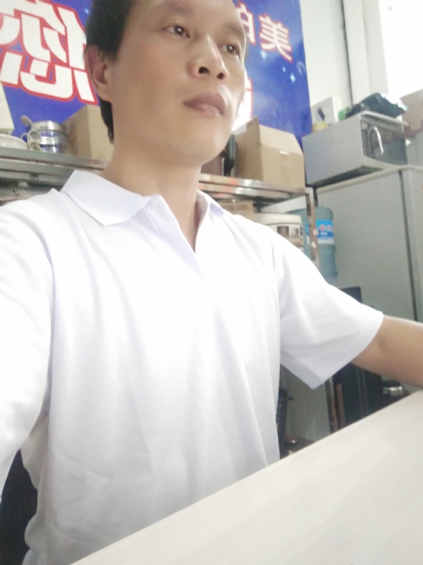 深蓝色的海的第一张照片--漳浦相亲网