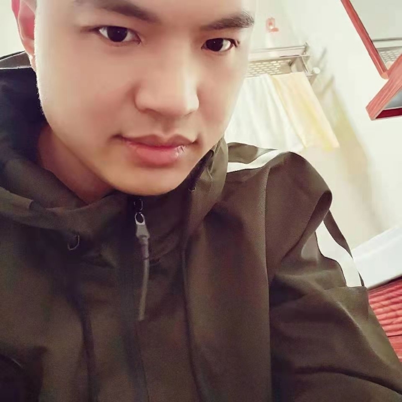 高大上的宅男的第一张照片--漳浦相亲网