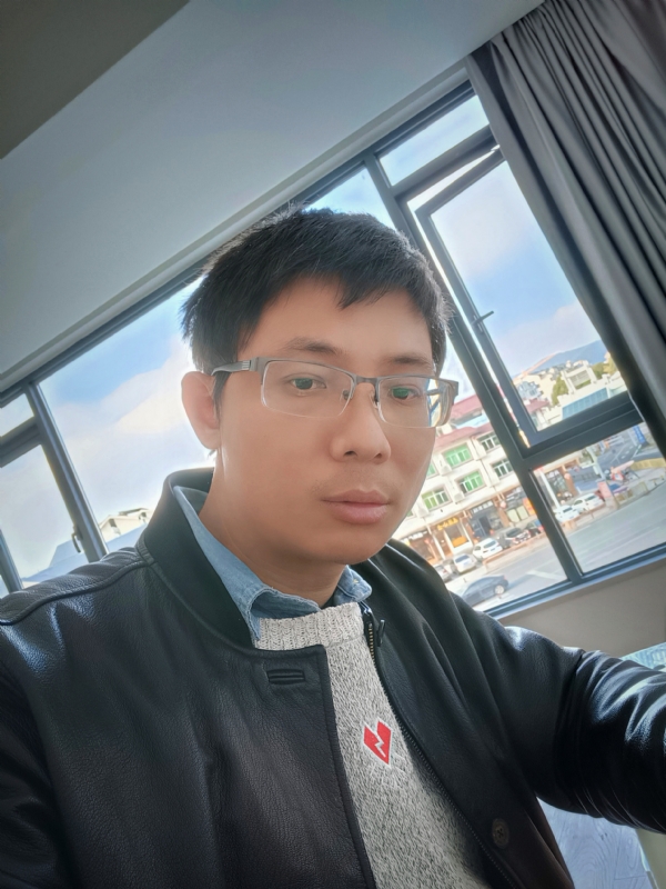 也许只是缺少一个拥抱的第二张照片--漳浦相亲网