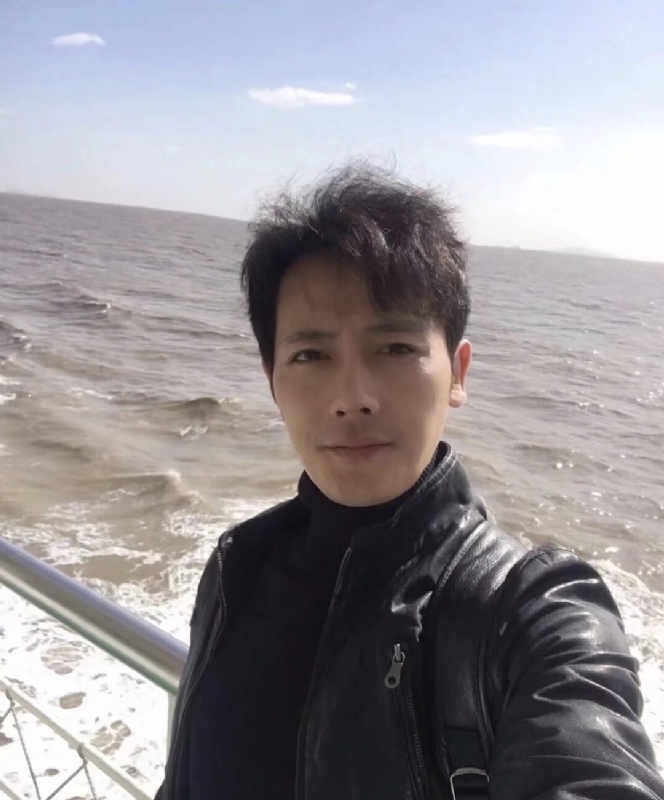 疯狂的小鱼的第一张照片--漳浦相亲网