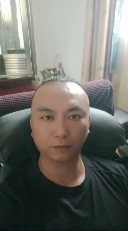 施逸森的第一张照片--漳浦相亲网
