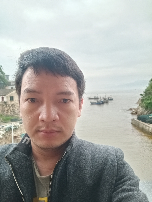 啊亮的第一张照片--漳浦相亲网