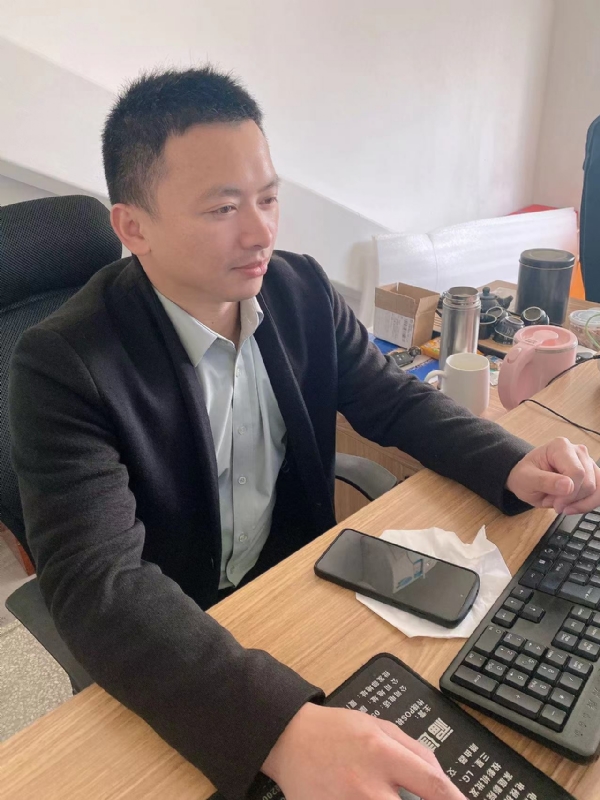 落叶知秋的第一张照片--漳浦相亲网
